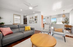 64 Garie Street, Wishart, Qld 4122