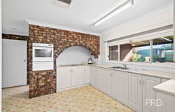 462 Kooringal Road, Lake Albert, NSW 2650