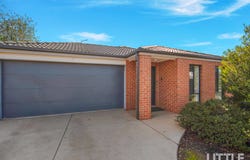142 James Melrose Drive, Brookfield, Vic 3338
