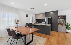 29/60 Kingsland Parade, Casey, ACT 2913