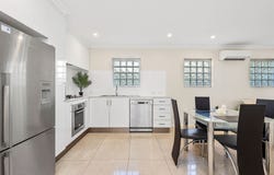 1/377 Daly Street, Cloverdale, WA 6105
