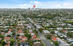 997 Logan Road, Holland Park West, Qld 4121