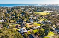 1/34 Humphries Road, Mount Eliza, Vic 3930