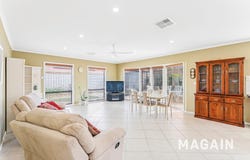 4 Autumn Court, Woodcroft, SA 5162