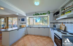 2 Rycraft Drive, Spencer Park, WA 6330