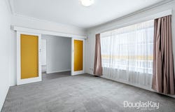 2/28 Suffolk Road, Sunshine North, Vic 3020