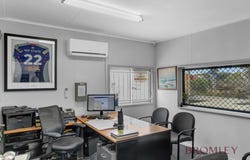 3416-3418 Pacific Highway, Springwood, Qld 4127