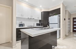 2/280 Pound Road, Hampton Park, Vic 3976