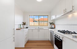 2/21 Watt Street, Sunshine, Vic 3020