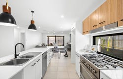 18 Sunflower Court, Ripley, Qld 4306