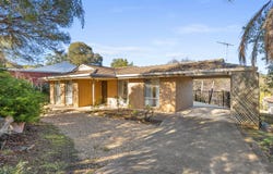 32 Woodlea Drive, Aberfoyle Park, SA 5159