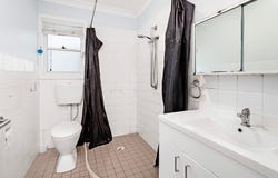 251 Northcliffe Drive, Berkeley, NSW 2506