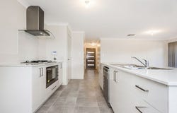 20 Atalaya Loop, Wandi, WA 6167