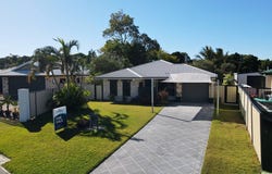 9 Castaway Court, Toogoom, Qld 4655