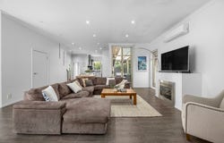 1a Cummins Road, Brighton East, Vic 3187