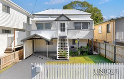 42 Raymond St, Shorncliffe, Qld 4017