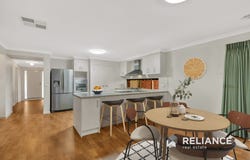 14 Blowering Street, Manor Lakes, Vic 3024
