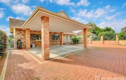 2 Taree Street, St James, WA 6102