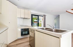 26 Kings Road, Russell Island, Qld 4184