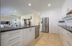 18 Clarendon Street, Clinton, Qld 4680