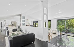 2 Russell Road, Gaven, Qld 4211