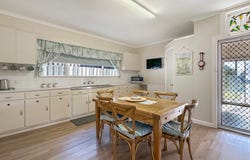 121 Avoca Crescent, Maryborough, Vic 3465