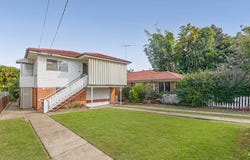 11 Hassall Street, Corinda, Qld 4075