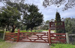 9 Fuller East Road, Victor Harbor, SA 5211