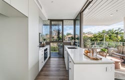 306/15 Waverley Street, Southport, Qld 4215