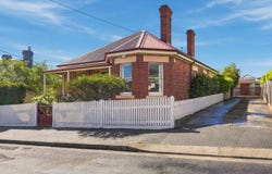 11 Hope Street, New Town, Tas 7008