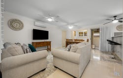 1/142A Marsden Street, Shortland, NSW 2307