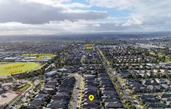 27 Connewara Crescent, Clyde North, Vic 3978