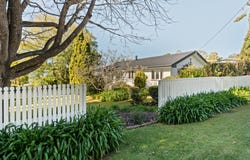 11-13 Ross Street, Mount Lofty, Qld 4350