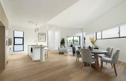 6 Uki Avenue, Picnic Point, NSW 2213