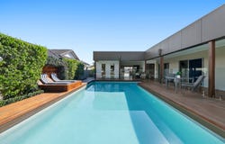 223 Markeri Street, Mermaid Waters, Qld 4218
