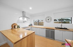 34 cooinda street, Eastern Heights, Qld 4305