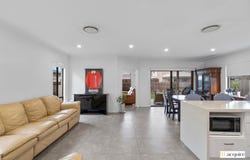 43 Sickle Avenue, Hope Island, Qld 4212