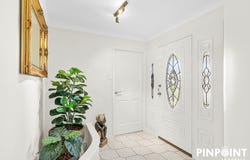 3 Edinburgh Place, Beaconsfield, Qld 4740
