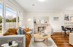 36 Wallace Avenue, Murrumbeena, Vic 3163