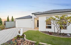 76 Oasis Drive, Secret Harbour, WA 6173