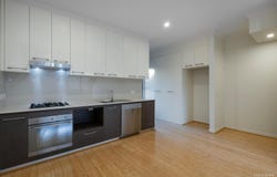 4 Aviary Grove, Thornbury, Vic 3071