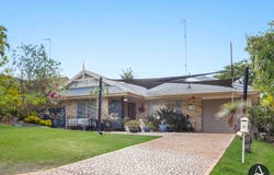 18 Pineneedle Court, Oxenford, Qld 4210
