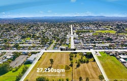 53 Robertson Road, Raceview, Qld 4305
