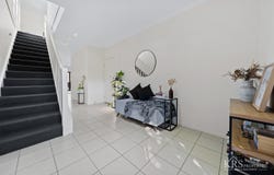 4/94 Woodlands Boulevard, Waterford, Qld 4133