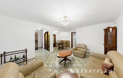 12 Robyn Avenue, Albanvale, Vic 3021