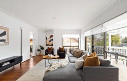 10 Interlaken Parade, Rosanna, Vic 3084