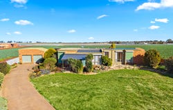 325 Duncans Road, Werribee South, Vic 3030