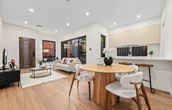 2/2 Foch Street, Box Hill South, Vic 3128