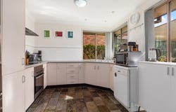 32 Silverleaf Row, Menai, NSW 2234