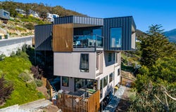 1/1 McDevitt Avenue, Dynnyrne, Tas 7005